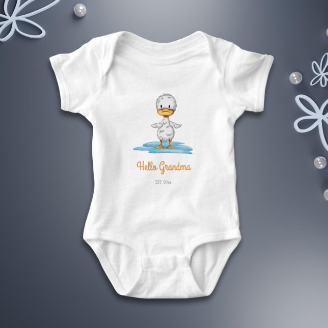 Hallo Oma Baby Reveal Bekanntgabe Strampler (Hello Grandma Baby Reveal Announcement Baby Bodysuit.jpg)