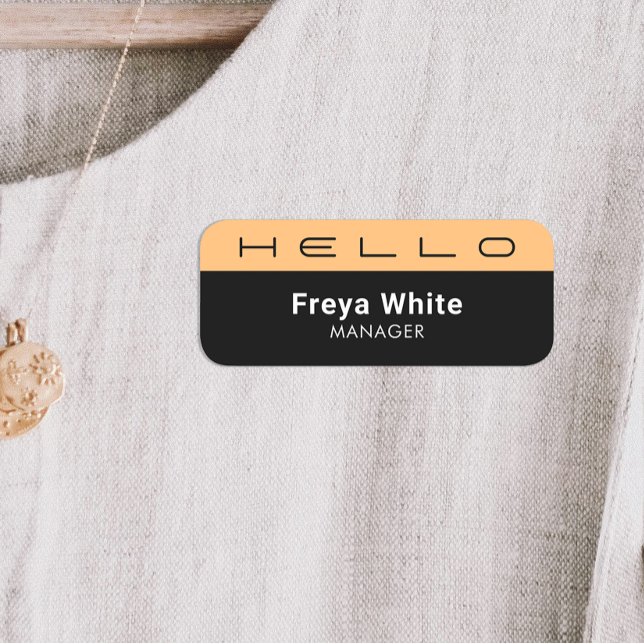 Hallo Pastel Orange, Black Namensschild (Von Creator hochgeladen)