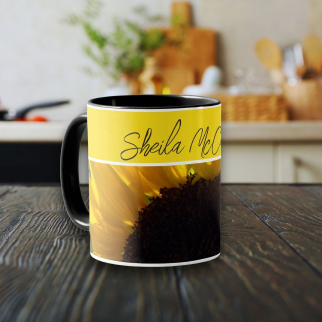 Hallo Sunshine Sonnenblumen Foto Tasse (Bright sunshine from golden yellow sunflower mug. Personalize with your name.)