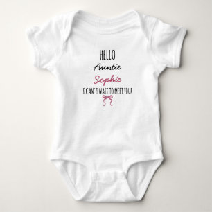 Hallo Tantchen Custom Name Coquette Schleife Baby Strampler