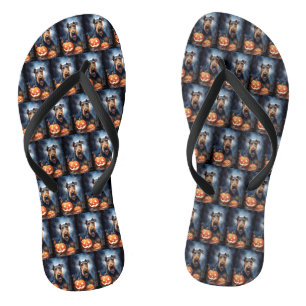 Halloween Airedale mit Pumpkins Beängstigend Flip Flops