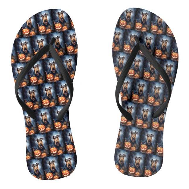 Halloween Airedale mit Pumpkins Beängstigend Flip Flops (Fußbett)
