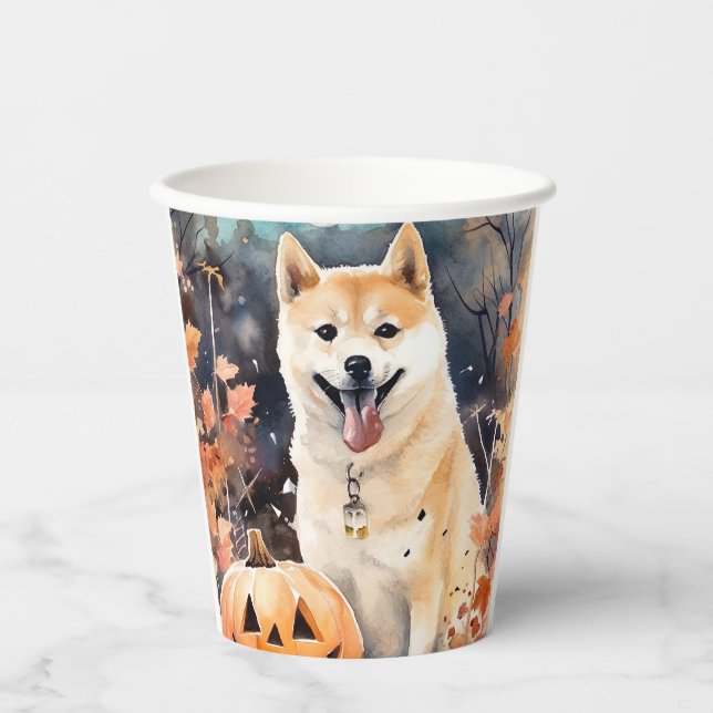 Halloween Akita mit Pumpkins Beängstigend Pappbecher (Vorderseite)