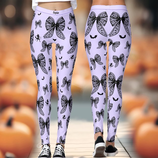 Halloween Black Bow Coquette Lila Hexenname Leggings (Halloween Black Bow Coquette Purple Witch Name Leggings)
