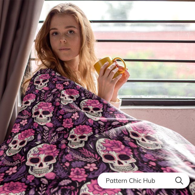 Halloween Black & Pink Sugar Skull Moderner Vintag Fleecedecke (Von Creator hochgeladen)