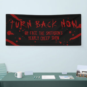 Halloween-Blutspatter drehen sich jetzt Personalis Banner