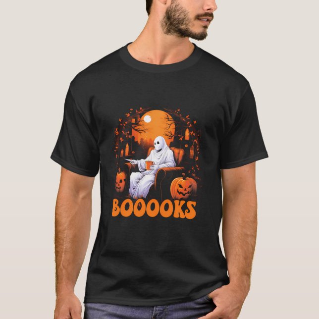 Halloween Boooks Ghost Reading Book Sofa Book Worm T-Shirt (Vorderseite)
