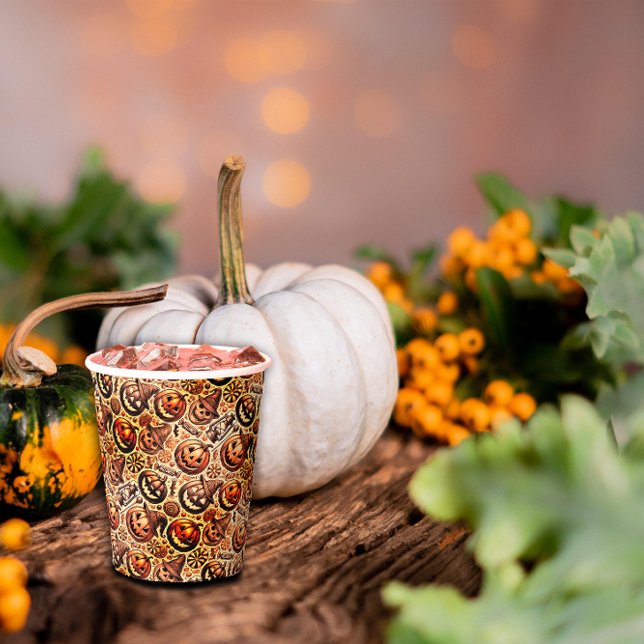 Halloween-braunes Design Pappbecher (Von Creator hochgeladen)