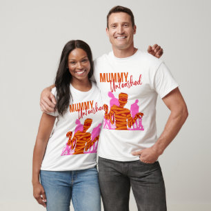 Halloween Briefmarke Collection "Mummy Unleashed" T-Shirt
