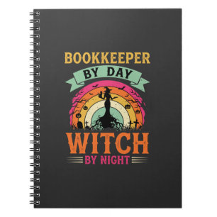 Halloween Buchhalter bei Tag Hexe bei Nacht Design Notizblock