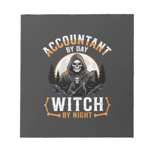 Halloween Buchhalter bei Tag Hexe bei Nacht Design Notizblock
