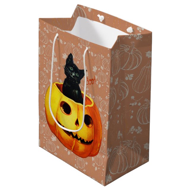 Halloween Cat in Pumpkin Mittlere Geschenktüte (Vorderseite Schrägansicht)
