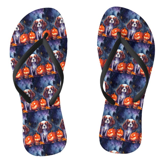 Halloween Cavalier King Charles Spaniel Pumpkins Flip Flops (Fußbett)