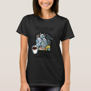Halloween Coffee Drink Beängstigend Skeleton Skull T-Shirt