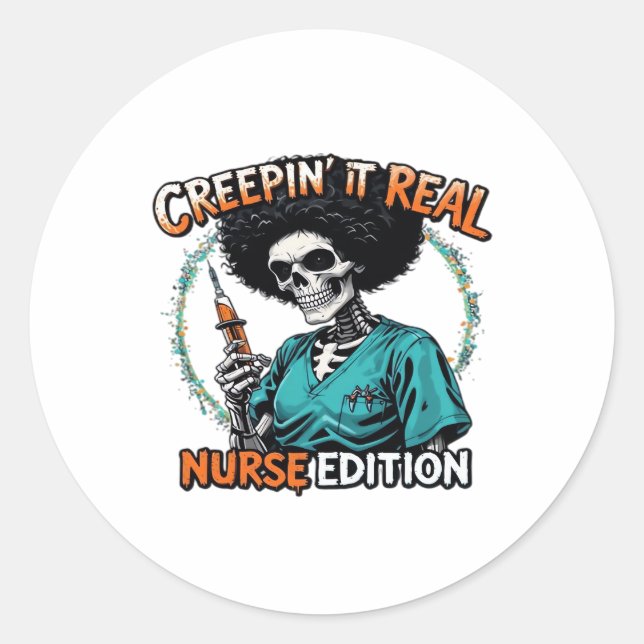 Halloween Creepin It Real! Nurse Edition Classic T Runder Aufkleber (Vorderseite)