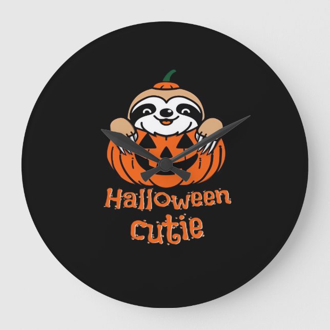 Halloween cutie sloth Essential T-Shirt Große Wanduhr (Vorderseite)