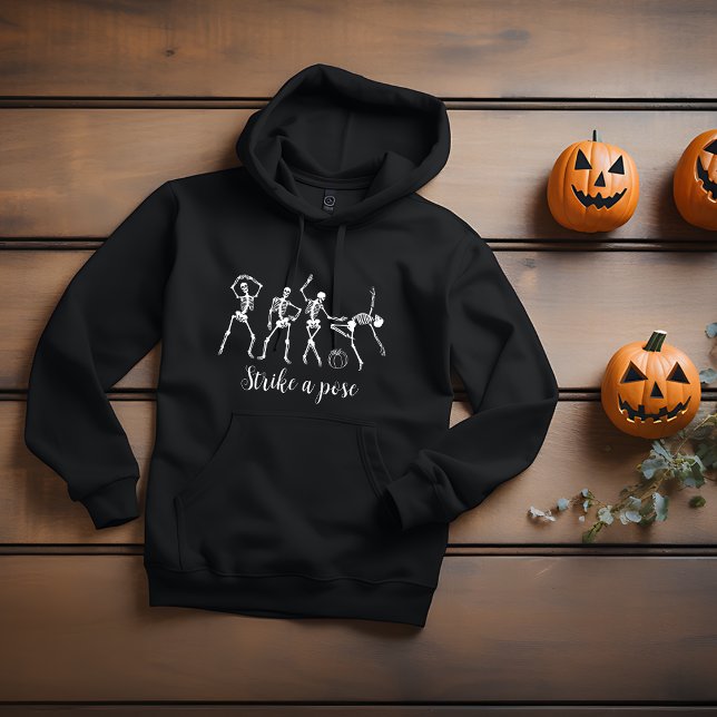 Halloween Dancing Skeleton Anpassen Funny Text Hoodie (Von Creator hochgeladen)