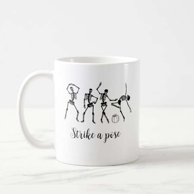 Halloween Dancing Skeleton Anpassen Funny Text Kaffeetasse (Links)