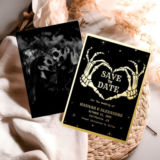 Halloween Dark Moody Gothic Wedding Save the Date Folieneinladung (Von Creator hochgeladen)