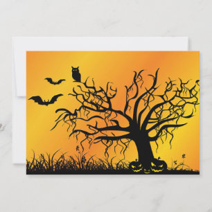 Halloween-Design mit Fledermäusen, Bäumen und Kürp