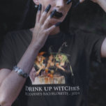 Halloween Drink up Hexen Bachelorette T-Shirt<br><div class="desc">Dieses Design kann in dem Bereich personalisiert werden, der durch das Ändern des Fotos und/oder Textes zur Verfügung gestellt wird. Sie können auch angepasst werden, indem Sie auf Vorlage personalisieren klicken und dann auf die Schaltfläche klicken, um weitere Optionen anzupassen, um die Hintergrundfarbe zu löschen oder zu ändern, Text hinzuzufügen,...</div>