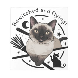 Halloween Elegance: Die fliegende siamesische Katz Notizblock