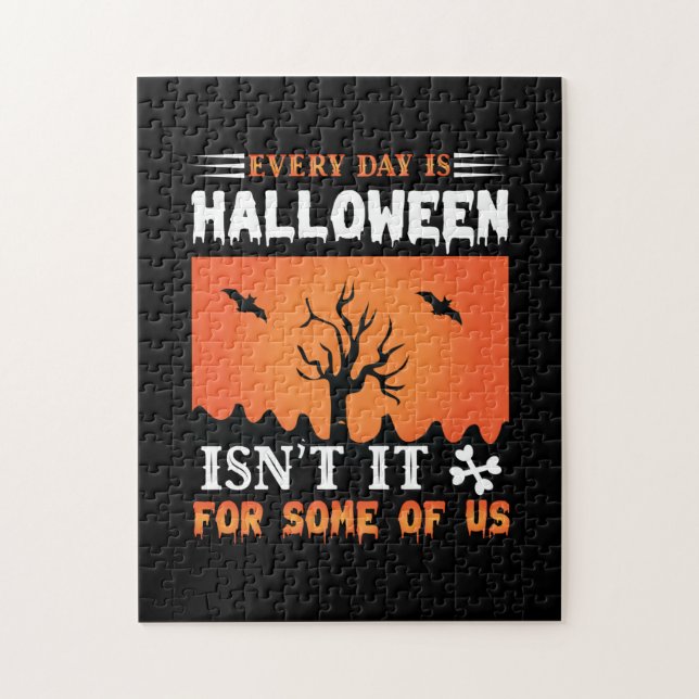 Halloween Everyday Is A Halloween Puzzle (Vertikal)