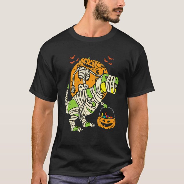 Halloween For Boys Kids Skeleton Riding Mummy Dino T-Shirt (Vorderseite)