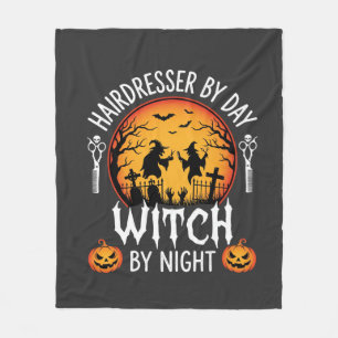 Halloween-Friseur bei Tag, Hexe bei Nacht Fleecedecke