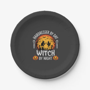 Halloween-Friseur bei Tag, Hexe bei Nacht Pappteller