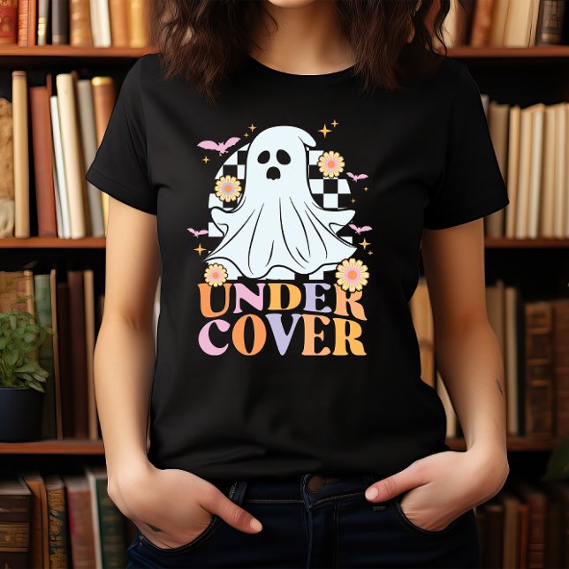 HALLOWEEN FUNNY RETRO GHOST UNTER DECKUNG T-Shirt (Von Creator hochgeladen)