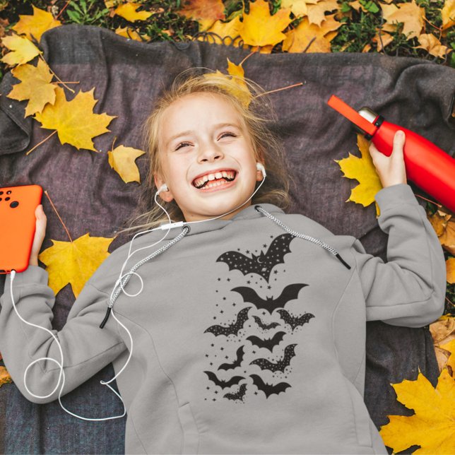 Halloween Galaxy Bats and Stars Hoodie (Von Creator hochgeladen)