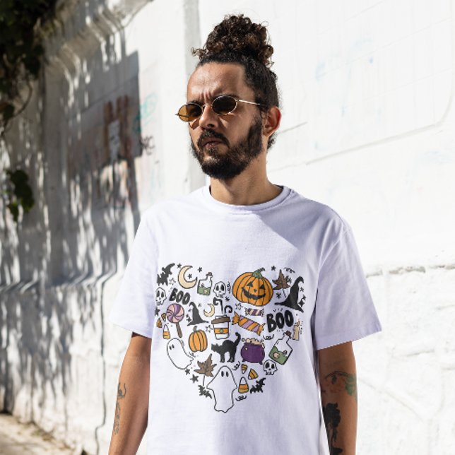 HALLOWEEN GHOSTS PUMPKINS WITCHES & CATS HERZ T-Shirt (Von Creator hochgeladen)