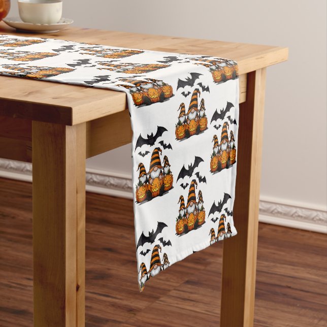 Halloween Gnome Table Runner Kurzer Tischläufer (Beispiel)
