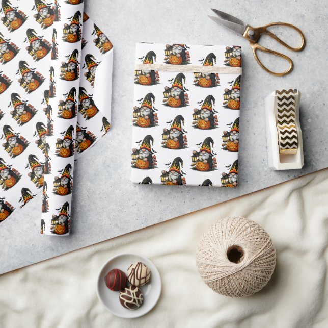 Halloween Gnome Wrapping Paper Geschenkpapier (Kunsthandwerk)