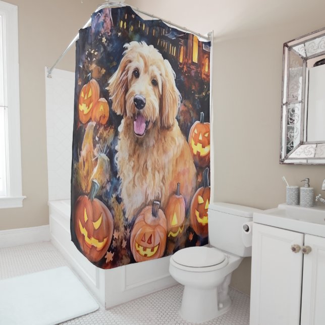 Halloween Goldendoodle mit Pumpkins Beängstigend Duschvorhang (Beispiel)