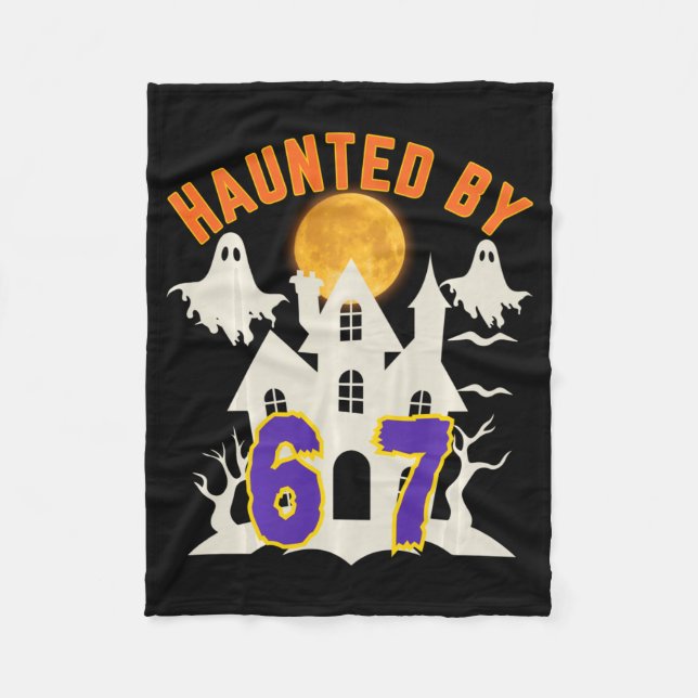 Halloween Haunted Ghost 67 Six Seven Meme  Fleecedecke (Vorderseite)
