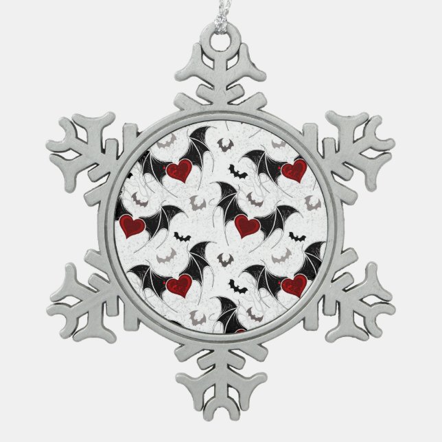 Halloween-Herz mit schwarzen Fledermausflügeln Schneeflocken Zinn-Ornament (Vorderseite)