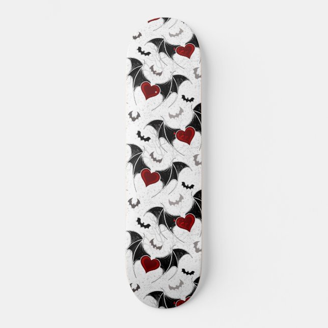 Halloween-Herz mit schwarzen Fledermausflügeln Skateboard (Vorderseite)