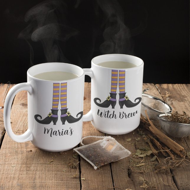 Halloween Hexe Niedliche einfache Whimsikschuhe Kaffeetasse (Von Creator hochgeladen)