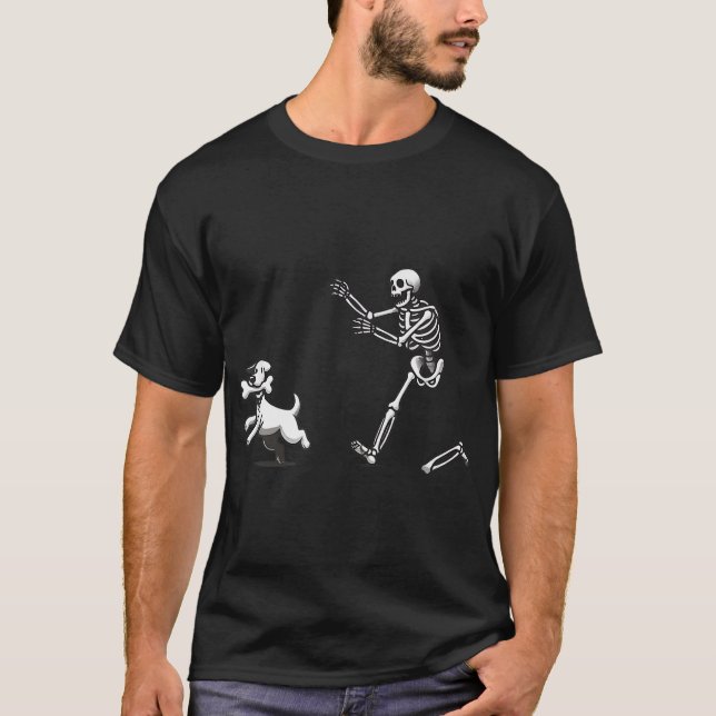 Halloween Hund Skeleton Skeleton Chasing Hund T-Shirt (Vorderseite)