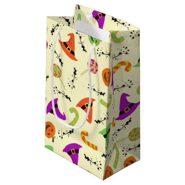 Halloween-Hut-Candy & Pumpkins Kleine Geschenktüte (Vorderseite Schrägansicht)