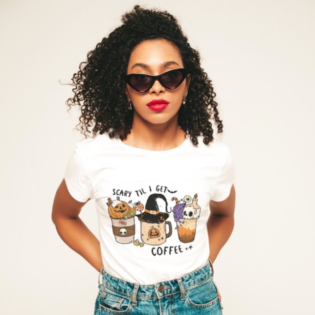 HALLOWEEN ICH BIN BEÄNGSTIGEND, BIS ICH KAFFEE BEK T-Shirt (Von Creator hochgeladen)