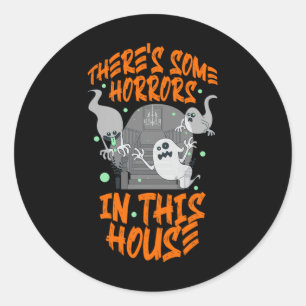 Halloween in diesem Haus gibt es einige Horror - D Runder Aufkleber
