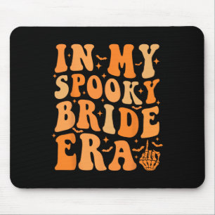 Halloween in meiner Spooky Bride Era Groovy Weddin Mousepad