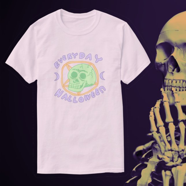 Halloween - Kawaii Pastel Goth Skull T-Shirt (Von Creator hochgeladen)