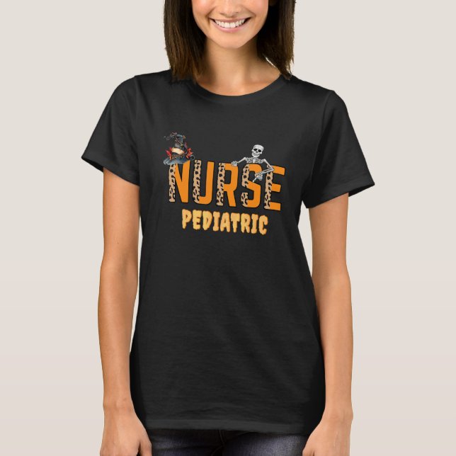 Halloween Kinderkrankenschwester Leopard PEDS RN P T-Shirt (Vorderseite)