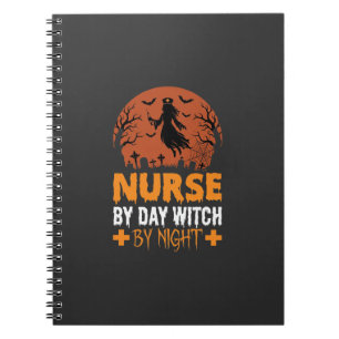 Halloween-Krankenschwester bei Tag, Hexe bei Nacht Notizblock
