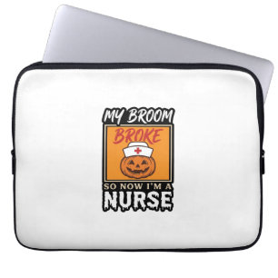 Halloween-Krankenschwester-Kürbis-Besen-Zerbrochen Laptopschutzhülle