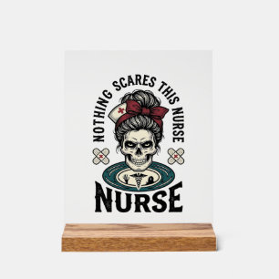 Halloween-Krankenschwester-Shirt Vintage-Totenkopf Acrylschild